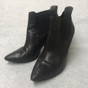 Black Leather Pour La Victoire Demi Boots, 8